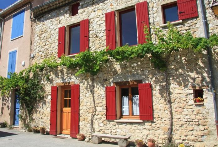 Les propriétaires font surveiller leur logement pendant les vacances