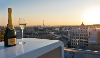 Plus de logements en investissant les toits des immeubles