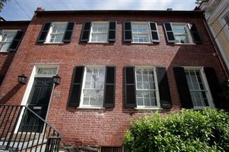 Baisse de 500 000 dollars pour la maison de DSK et Anne Sinclair