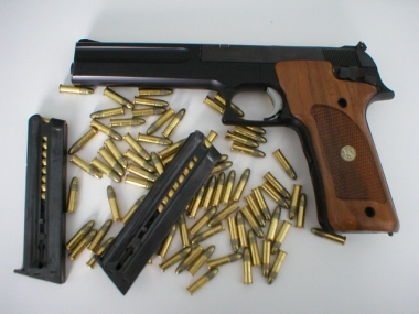 Résidence étudiante et armes à feu