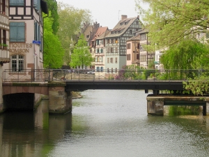 Strasbourg toujours en tête des taux les plus bas