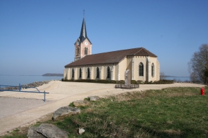 La crise provoque la vente des églises