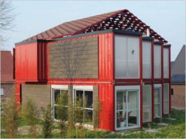 Habitat insolite : une maison réalisée avec des conteneurs