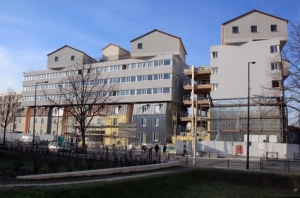Habitat insolite : les maisons sur les toits de Champigny-sur-Marne