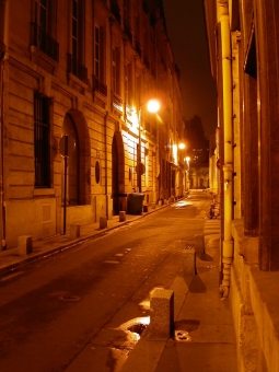 Construire un maximum de logements pour venir à bout de la crise